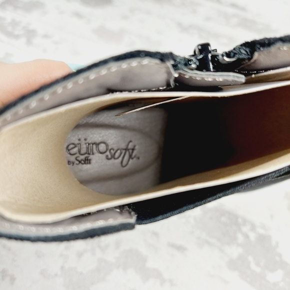 NEW Eurosoft Adeah Ruched Black Suede Leather Elastic Gore Ankle Boots O586 - Picture 11 of 13